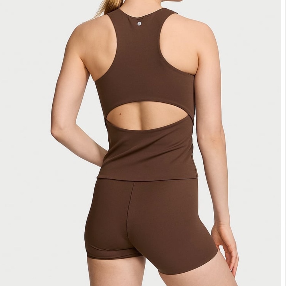 VS elevate cut out tank top - Picture 3 of 4